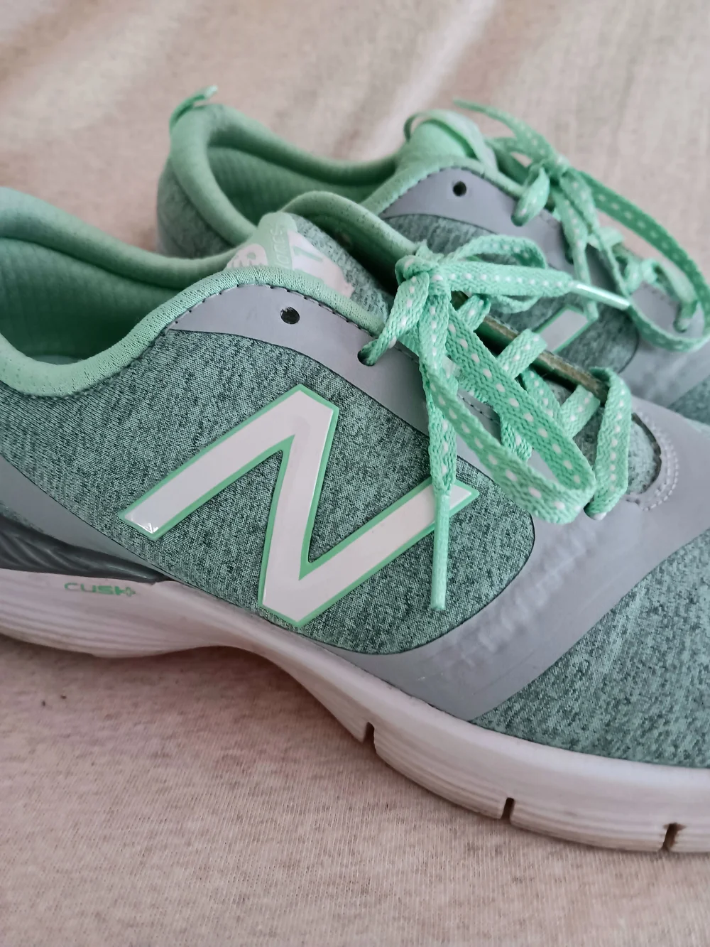 New Balance 711 Women's Size 6.5 Mint Green Gray Cross Training Shoes WX711HI